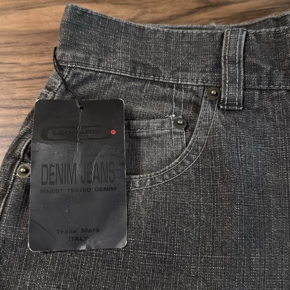 Leonardo Studio Men’s Gray Denim Jeans - Picture 4 of 8